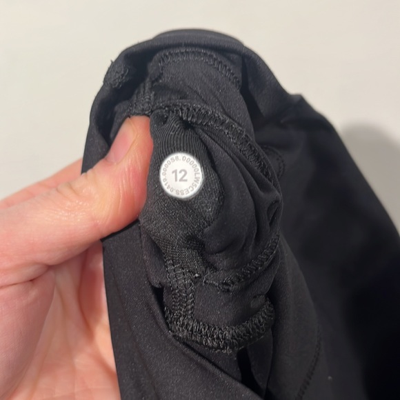 Lululemon Sheer Will High-Rise Tight 28" in black - size 12 - Picture 8 of 8